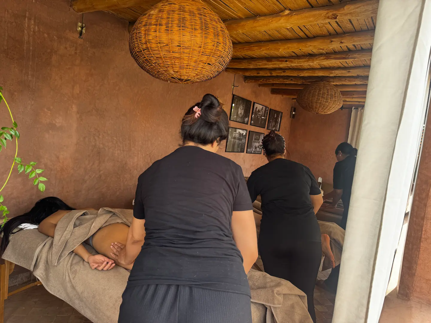 Masaje en pareja en azotea en la medina de Marrakech de Marrakech