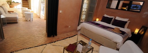 bedroom of the riad decorated in Moroccan style, book a riad in Marrakech medina with airport transfer arranged on request